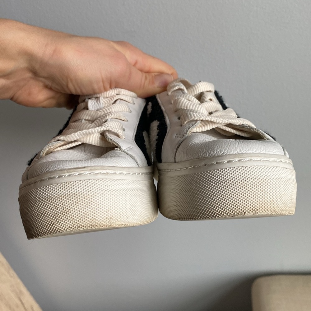 Soludos Yin Yang Platform Sneakers - Picture 11 of 16